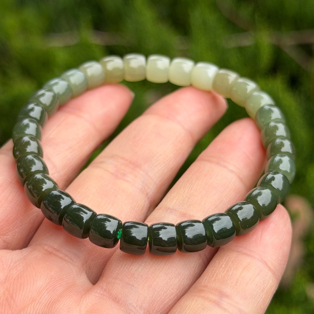 7mm dainty stretchable gradient green‎ jade bracelet 1097